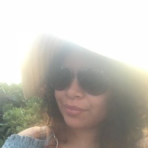 Meet your Posher, Karen